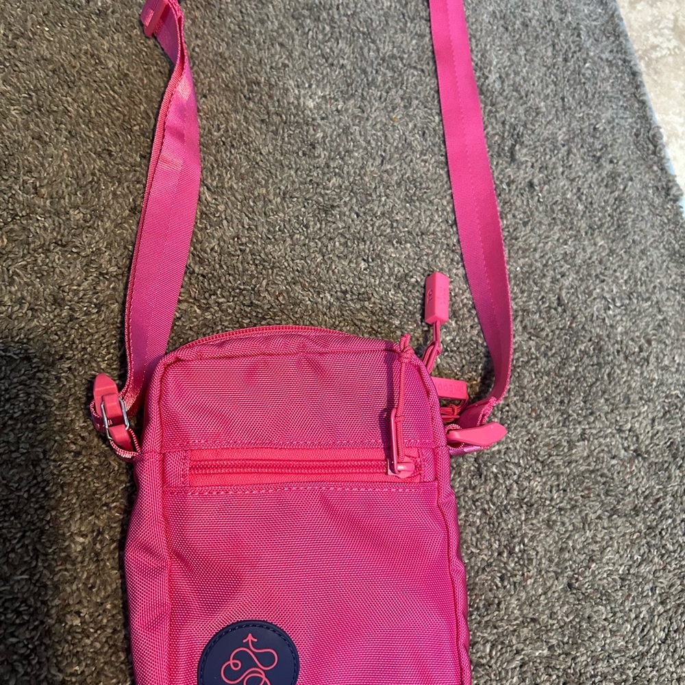 Baboon to the Moon 1.7 L Sling Bag *rare color* Fushia Pink